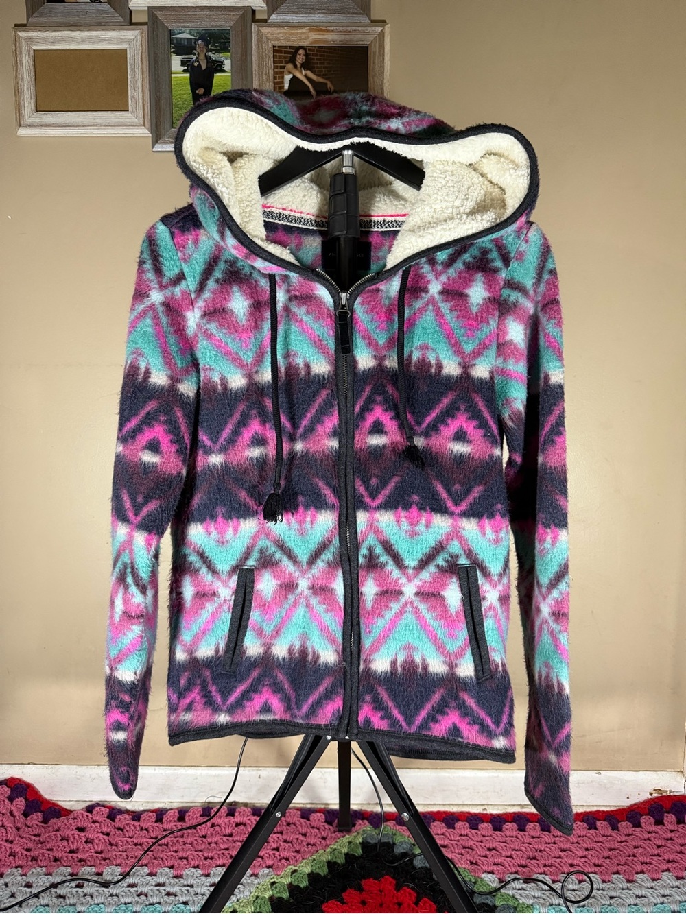 American Eagle Outfitters Geometric Hooded Sherpa Jacket - Pink, Teal & Black